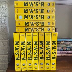 M*A*S*H The Collector’s Edition lot of 12 VHS Tapes Columbia House Video Library